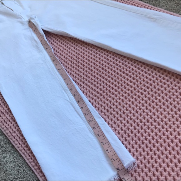 Zara Z1975 High Rise Straight Leg Raw Hem Rigid White Jeans 6164/059/250 Size 6 - Picture 11 of 16